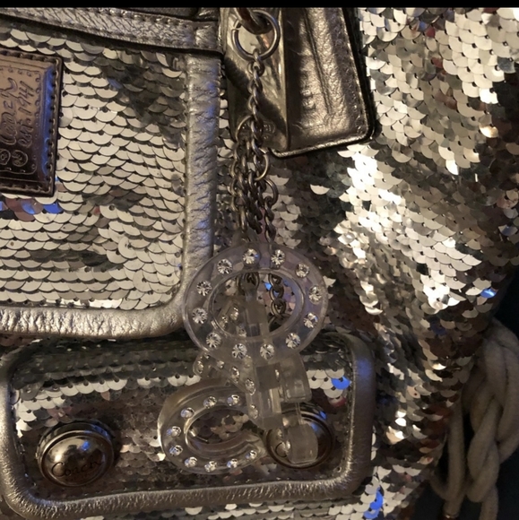 Coach Silver sequence purse - Picture 5 of 5